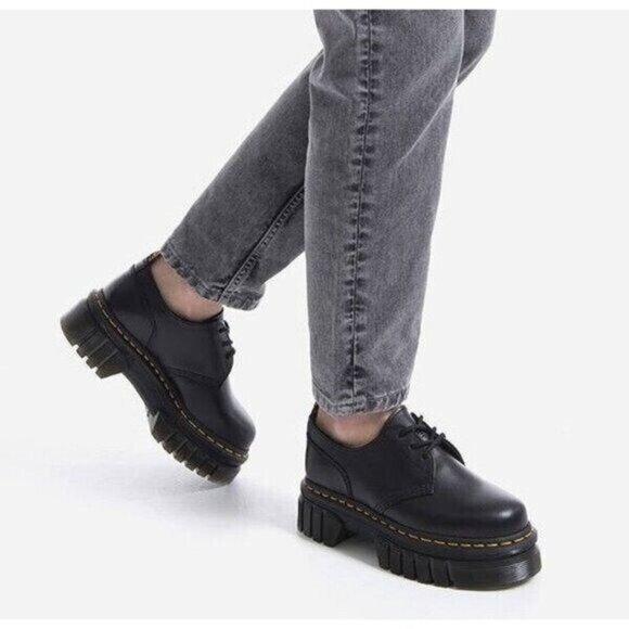 Dr. Martens Audrick 3-Eye Womens Platform Lace Up Shoe Black Nappa Lux US 10 - Picture 3 of 10